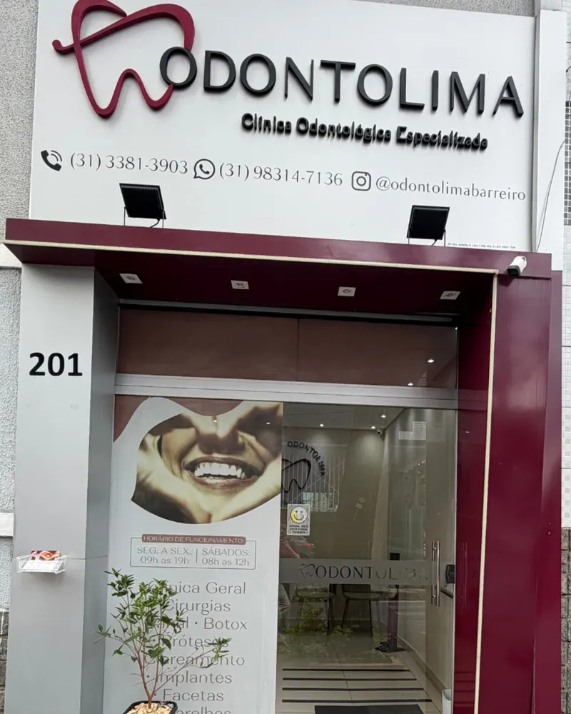 Fachada da ODONTOLIMA, clínica odontológica no Barreiro